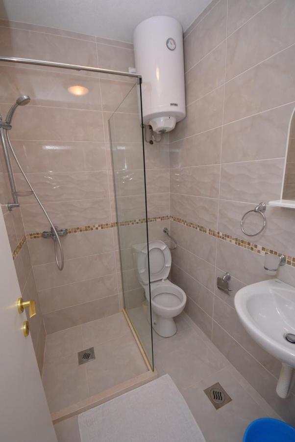 Subotic S Apartmani Risan Exterior foto
