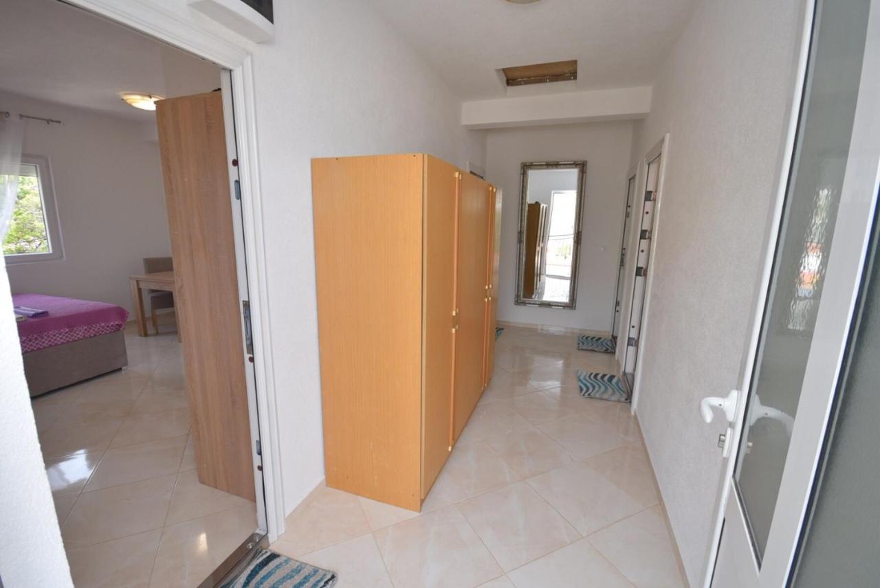 Subotic S Apartmani Risan Exterior foto