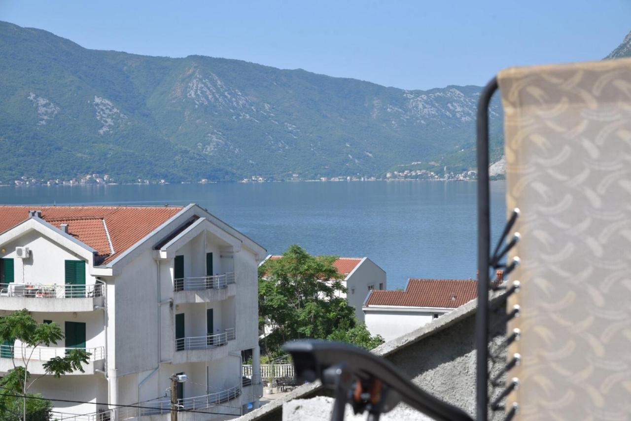 Subotic S Apartmani Risan Exterior foto